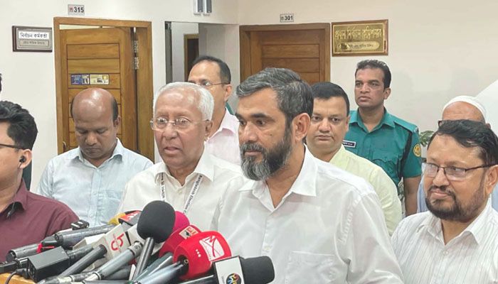 ডিসেম্বরের প্রথমার্ধে তফসিল: ইসি সানাউল্লাহ