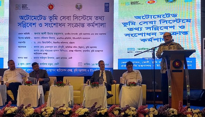 দুর্নীতি দূর করতে অটোমেটিক ভূমিসেবা চালু হচ্ছে: উপদেষ্টা