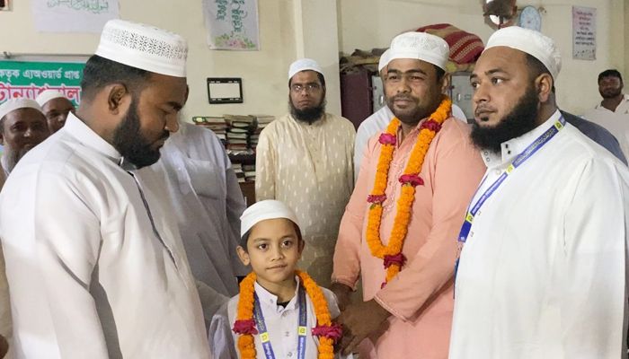 ৮৮ দিনে কোরআনের হাফেজ ফাহিম মৃধা