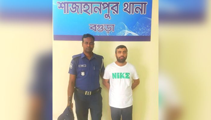 বগুড়ায় ‘কুত্তা শাকিল’ গ্রেপ্তার