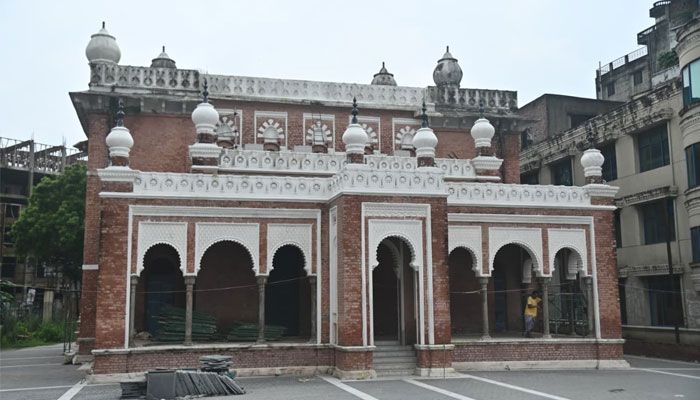 লালকুঠি ফিরে পাচ্ছে আগের জৌলুস
