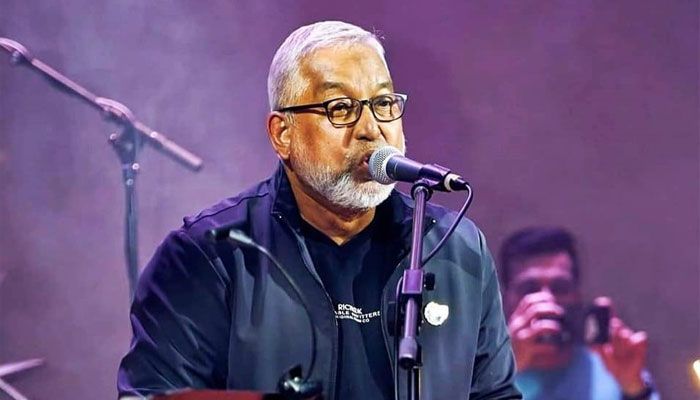 সুরে সুরে পঞ্চাশে নকীব খান