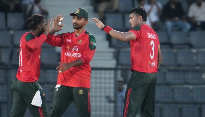 নেদারল্যান্ডসের বিপক্ষে ৮ উইকেটের জয় টাইগারদের