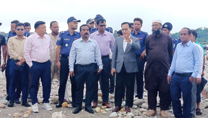 ‘বিজিবি কোনোভাবেই সাদা পাথর লুটের দায় এড়াতে পারে না’