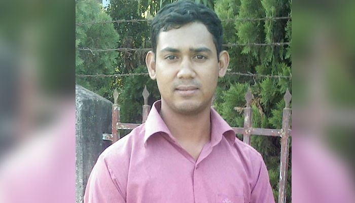 অভিযুক্ত শিক্ষক আবুল খায়ের। প্রবা ফটো