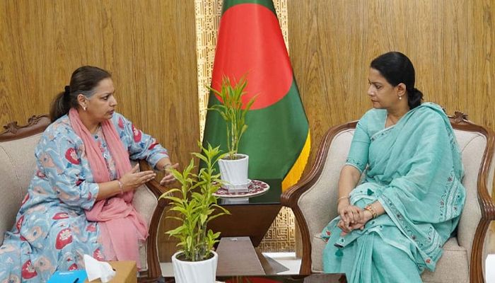 টেকসই উন্নয়নে নারীর নিরাপদ পরিবেশ সৃষ্টি জরুরি:  পরিবেশ উপদেষ্টা