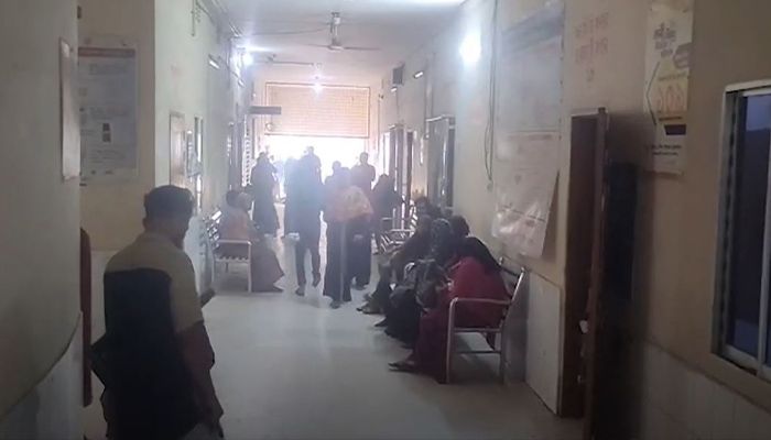 চাঁদাবাজিতে আটকে ২৫০ শয্যার হাসপাতাল ভবন 