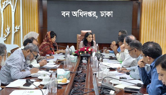 ‘বনভূমি ২০ শতাংশে উন্নীত করতে কর্মপরিকল্পনা নেওয়া হবে’