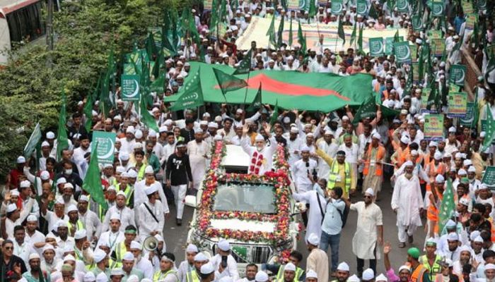 ঈদে মিলাদুন্নবী (সা.) উপলক্ষে রাজধানীতে জশনে জুলুস