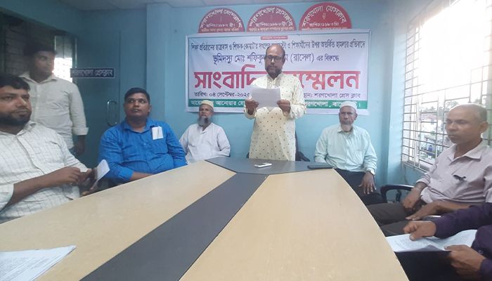 বিদ্যালয়ের জমি দখল করতে শিক্ষক-শিক্ষার্থীদের ওপর হামলার অভিযোগ