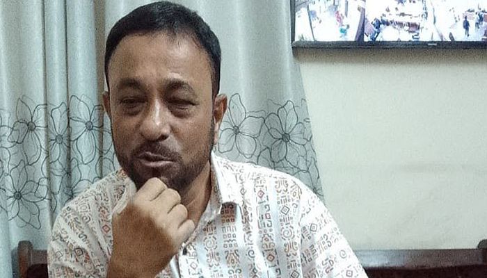 আখাউড়ায় সাবেক এমপি ফজলে করিম চৌধুরীর পিএ আটক