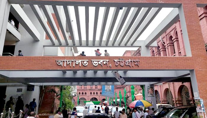 দুদকের মামলায় ব্যাংক কর্মকর্তার কারাদণ্ড