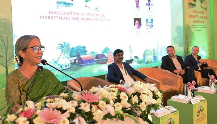 সুষম খাদ্যে মিথেন নির্গমন উল্লেখযোগ্য হারে কমানো সম্ভব: প্রাণিসম্পদ উপদেষ্টা