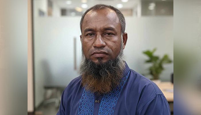 ভিমরুলের কামড়ে অসুস্থ গর্ভবতী গরু জবাই করে বিক্রি!