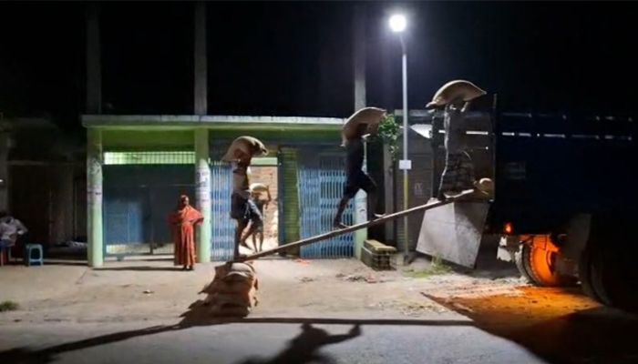 ওএমএসের উধাও ৭৭ মেট্রিক টন চাল উদ্ধার