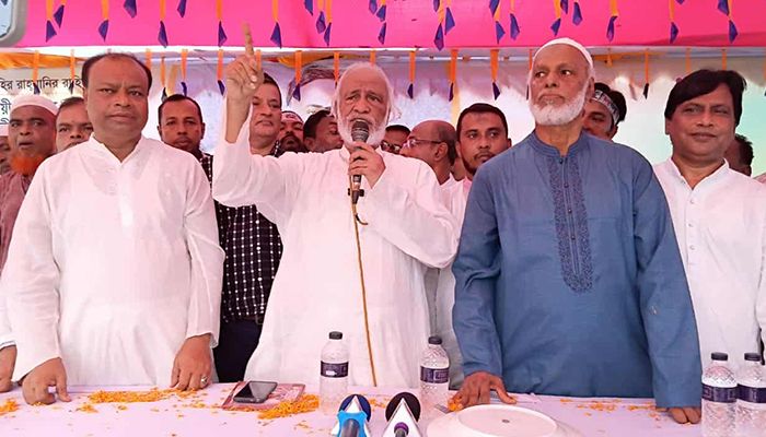 স্বৈরাচারকে বিদায় করে আমরা গণতন্ত্রের পথ উন্মুক্ত করেছি : মঈন খান