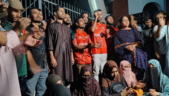 রাবিতে শর্তসাপেক্ষে পোষ্য কোটা পুনর্বহাল, শিক্ষার্থীদের বিক্ষোভ