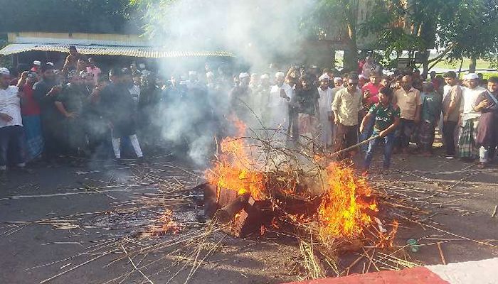 রাজবাড়ীতে ‘নুরাল পাগলা’র আস্তানায় ভাংচুর ও আগুন, আহত ৫০