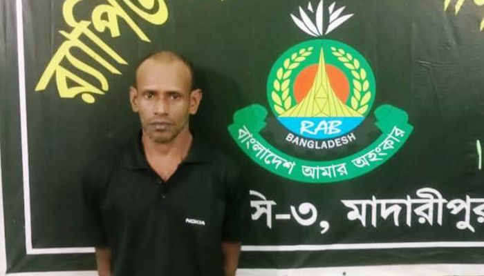 শিবচরে হত্যা মামলার আসামি গ্রেপ্তার