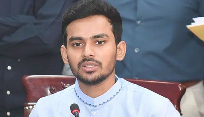 স্বাস্থ্য উপদেষ্টার সিঙ্গাপুরে চিকিৎসার বিষয়টি মানবিক জায়গা থেকে দেখা উচিত: উপদেষ্টা আসিফ