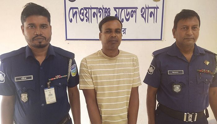 যাবজ্জীবন সাজাপ্রাপ্ত পলাতক আসামি আটক