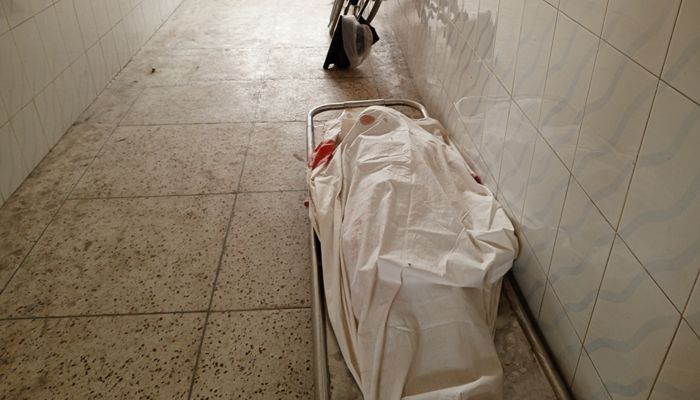 হাসপাতালের বারান্দায় ৫ ঘণ্টা পড়ে থাকে কিশোরীর মরদেহ
