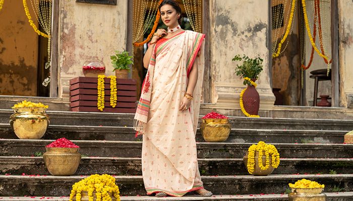 উৎসব ও সম্প্রীতির অণুপ্রেরণায় লা রিভ পূজা কালেকশন ২০২৫