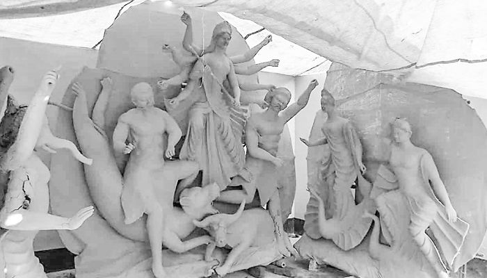 ১৬ বছর পর রসিক রায়  জিউ মন্দিরে দুর্গোৎসব