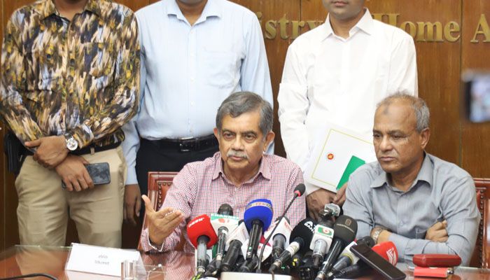 ছাত্র সংসদ নির্বাচনের অভিজ্ঞতা জাতীয় নির্বাচনে কাজে লাগবে: স্বরাষ্ট্র উপদেষ্টা
