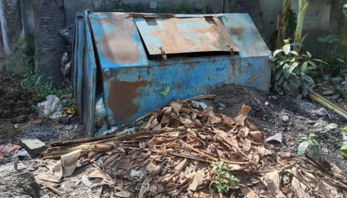 কাঞ্চন পৌরসভায় ডাস্টবিন অকেজো, বর্জ্য ব্যবস্থাপনা বন্ধ, দুর্ভোগ চরমে