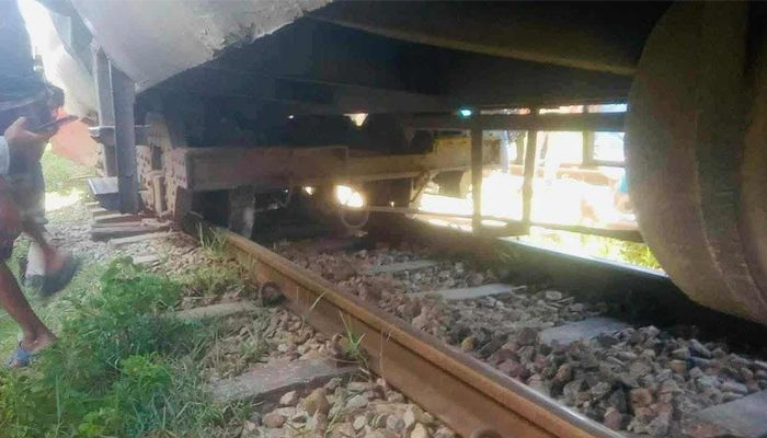 ব্রাহ্মণবাড়িয়ায় তিতাস কমিউটার লাইনচ্যুত