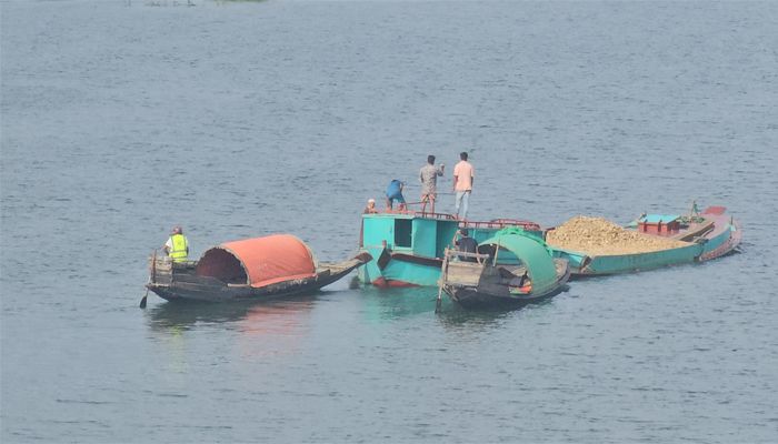 তাহিরপুরে খাস কালেকশনের নামে কোটি টাকার বাণিজ্য