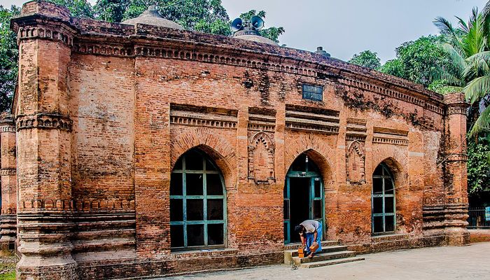 মুন্সীগঞ্জের বাবা আদম মসজিদ