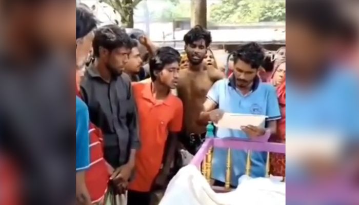 মরদেহ আটকে সুদের পাওনা টাকা আদায়!