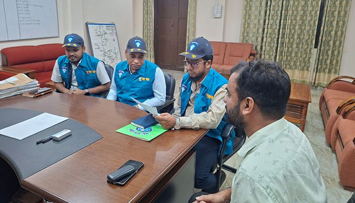 পশ্চিমাঞ্চল রেলে দুদকের অভিযান 