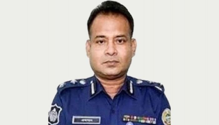 ট্রাইব্যুনালের জালে আটকের আগেই পালালেন ডিআইজি এহসানউল্লাহ 