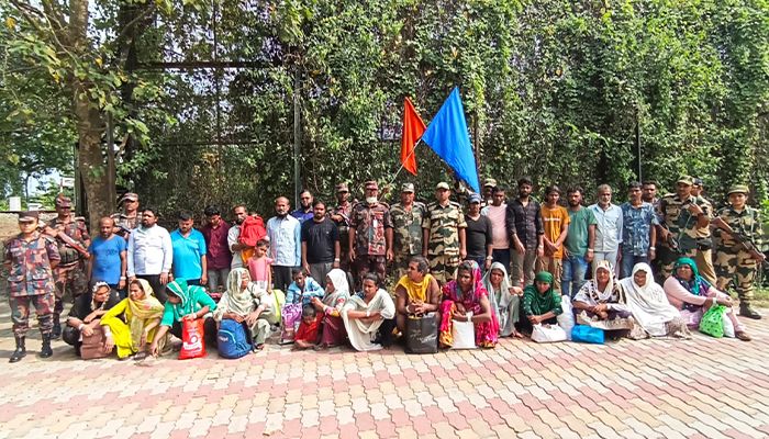 আটক ৩১ বাংলাদেশীকে হস্তান্তর করেছে বিএসএফ 