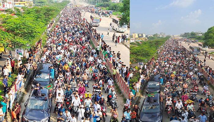 কুমিল্লা বিভাগের দাবিতে পাঁচ হাজার মোটরসাইকেল নিয়ে শোভাযাত্রা