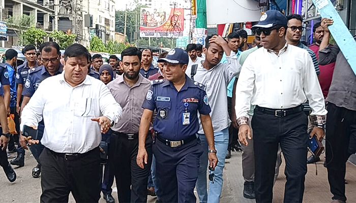 ৪ দিনের অভিযানে ফেনীর ফুটপাত দখলমুক্ত