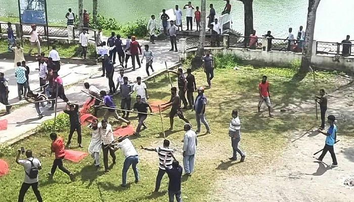 বিএনপির দুপক্ষের সংর্ঘষ পুলিশসহ আহত ১৫