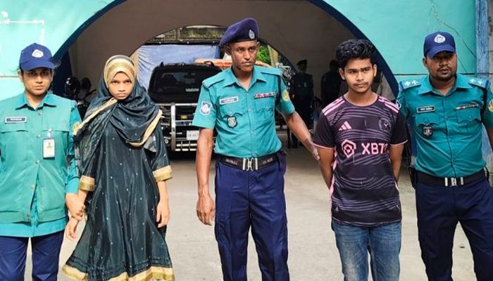বাবা হত্যার দায় স্বীকার ছেলে ও পুত্রবধূর