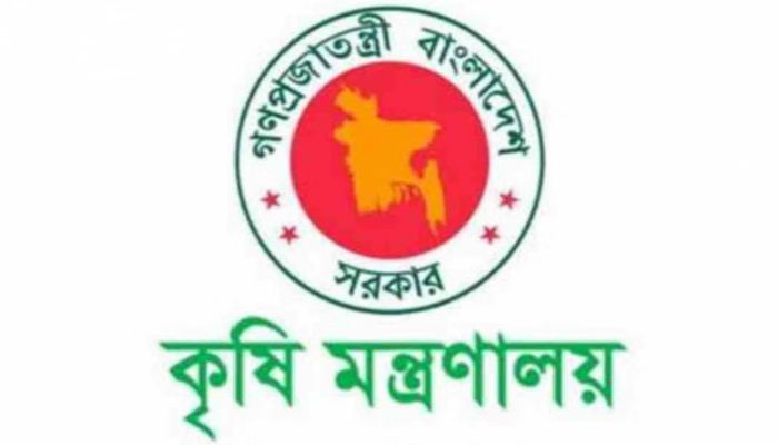 ভেঙে যাচ্ছে পুরনো সার সিন্ডিকেট
