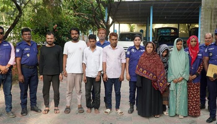 পরকীয়ার জেরে স্বামীকে হত্যা, স্ত্রী-প্রেমিকসহ ৭ জন রিমান্ডে