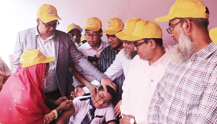 নওগাঁয় টাইফয়েড টিকাদান কার্যক্রম শুরু 