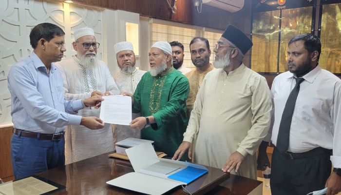 ৫ দফা দাবিতে পাবনায় জামায়াতে ইসলামীর স্মারকলিপি প্রদান 