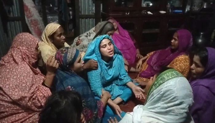 পানিতে ডুবে আড়াই বছরের শিশু মৃত্যু