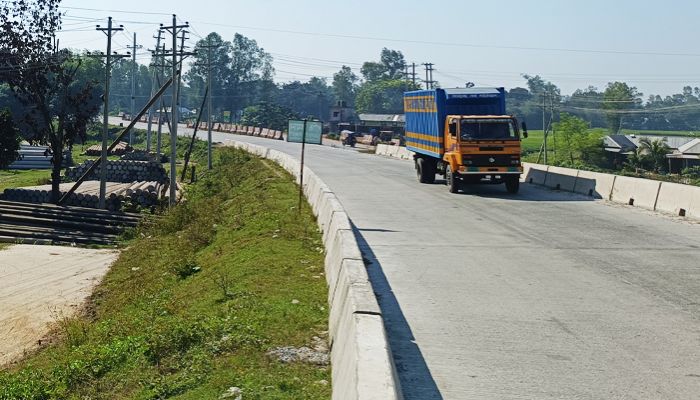 মহাসড়ক এখন মৃত্যুফাঁদ, ৬ মাসে প্রাণ গেল ৯ জনের