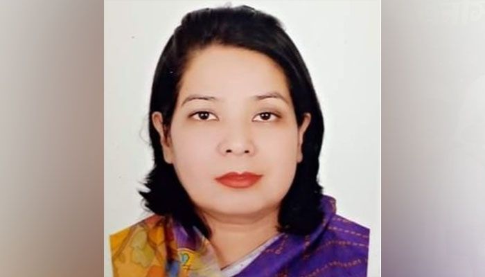 নির্বাচন স্থগিত করে  প্রশাসক নিয়োগ