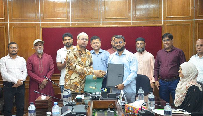 বেরোবির সঙ্গে আলফা টেক ও প্রিমিয়াম ফ্রুটসের সমঝোতা সই
