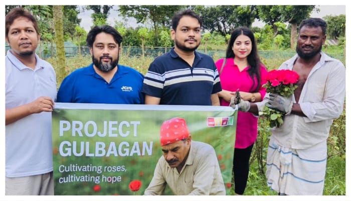 ‘প্রজেক্ট গুলবাগান’-এর মাধ্যমে ঘূর্ণিঝড়ে ক্ষতিগ্রস্ত বজলুর রহমানের জীবনে ফুটেছে নতুন আশার আলো